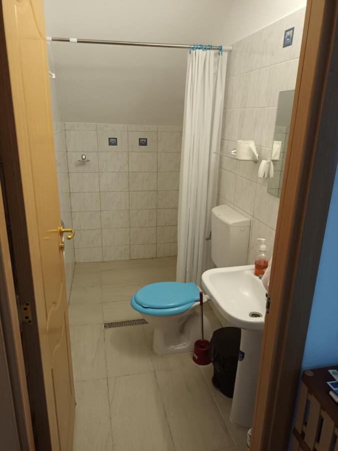 Cazare Adela Horezu Exterior foto